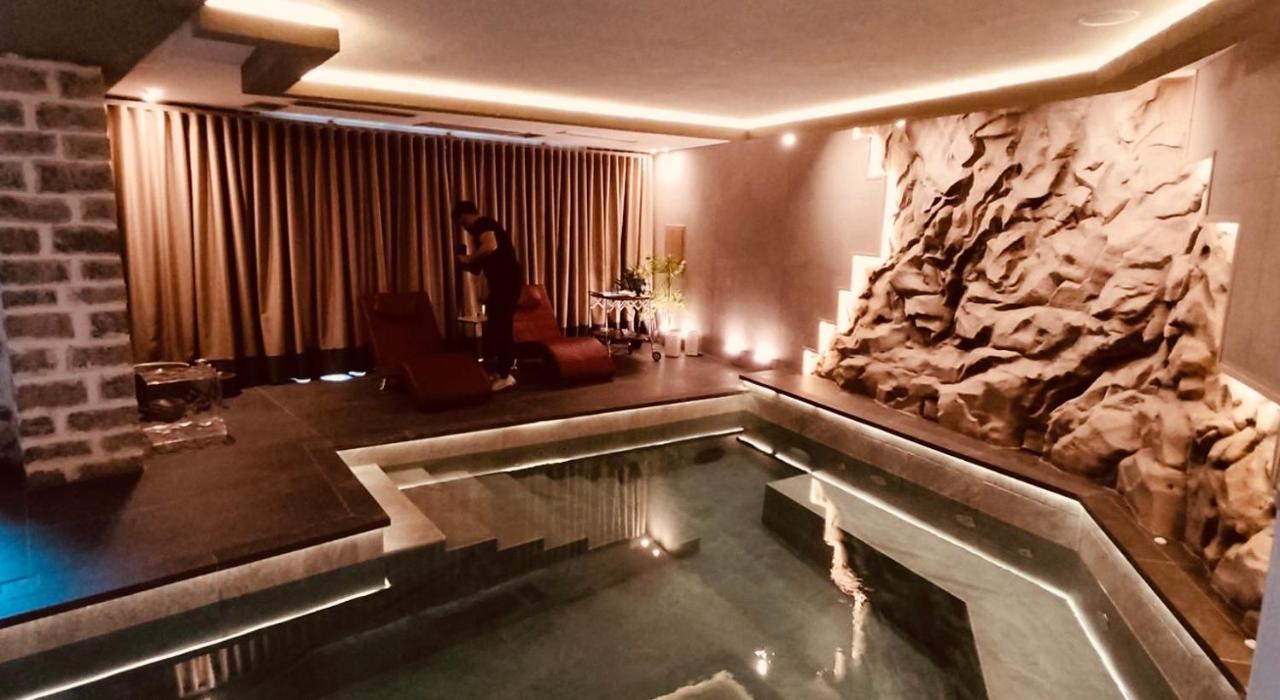 Mikro Papigo 1700 Hotel & Spa Buitenkant foto